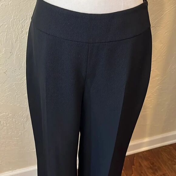 AKRIS Punto Black Textured Wool Wide Leg Flat Front Side Zip Pants, 6! - Picture 2 of 9